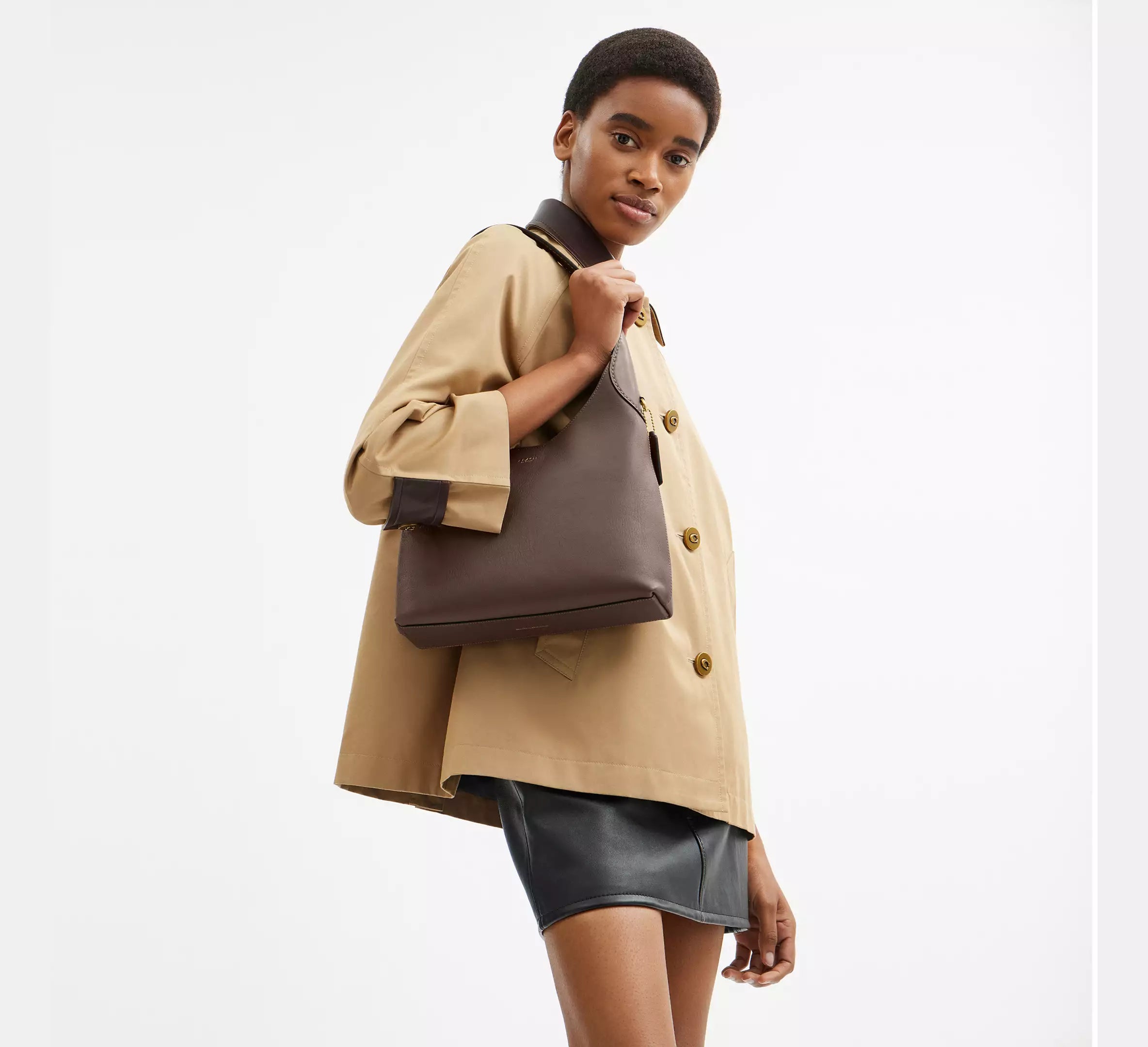 COACH Brooklyn 28 Medium Leather Shoulder Brass Maple