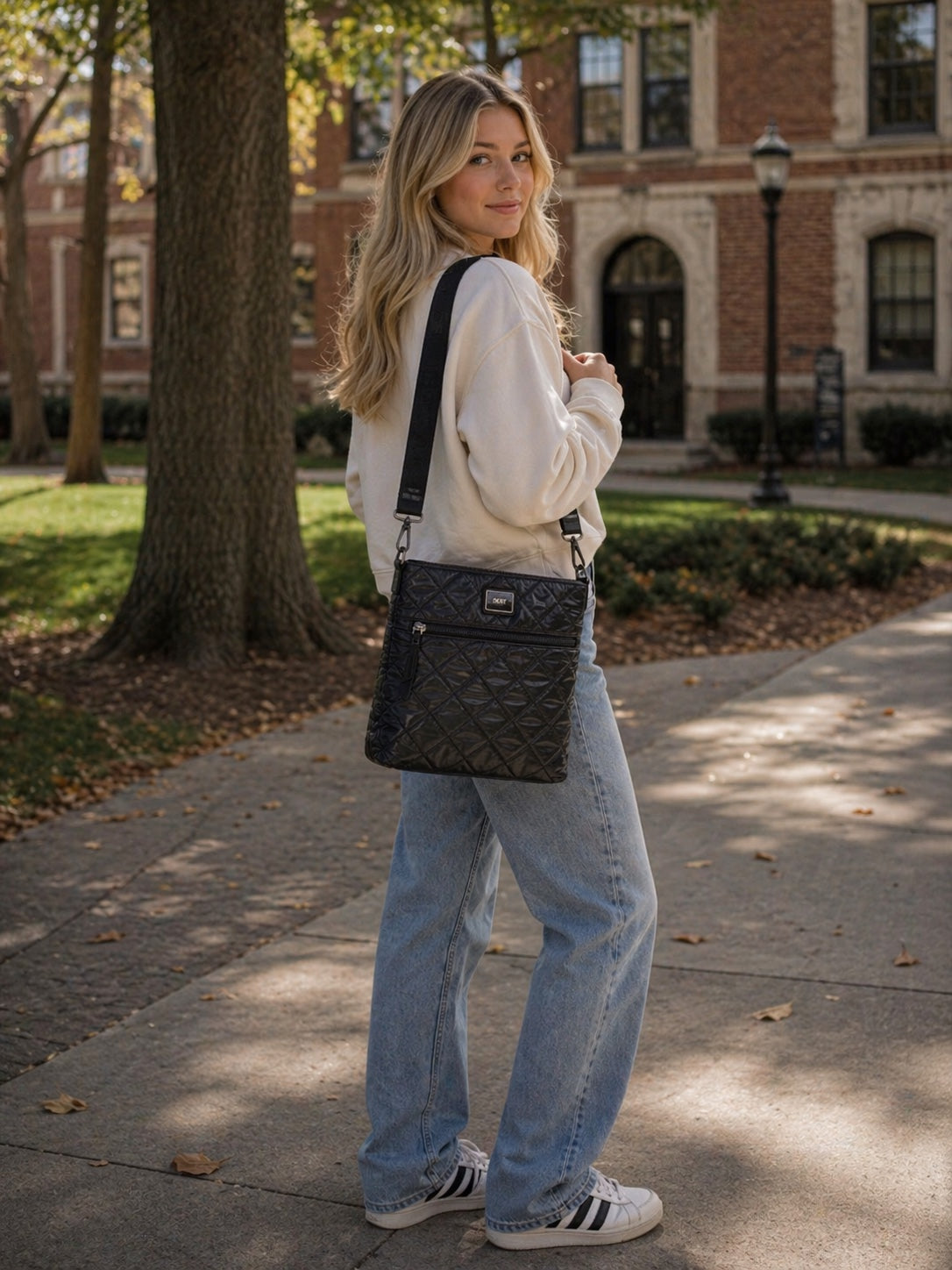 DKNY Lyla Crossbody Black