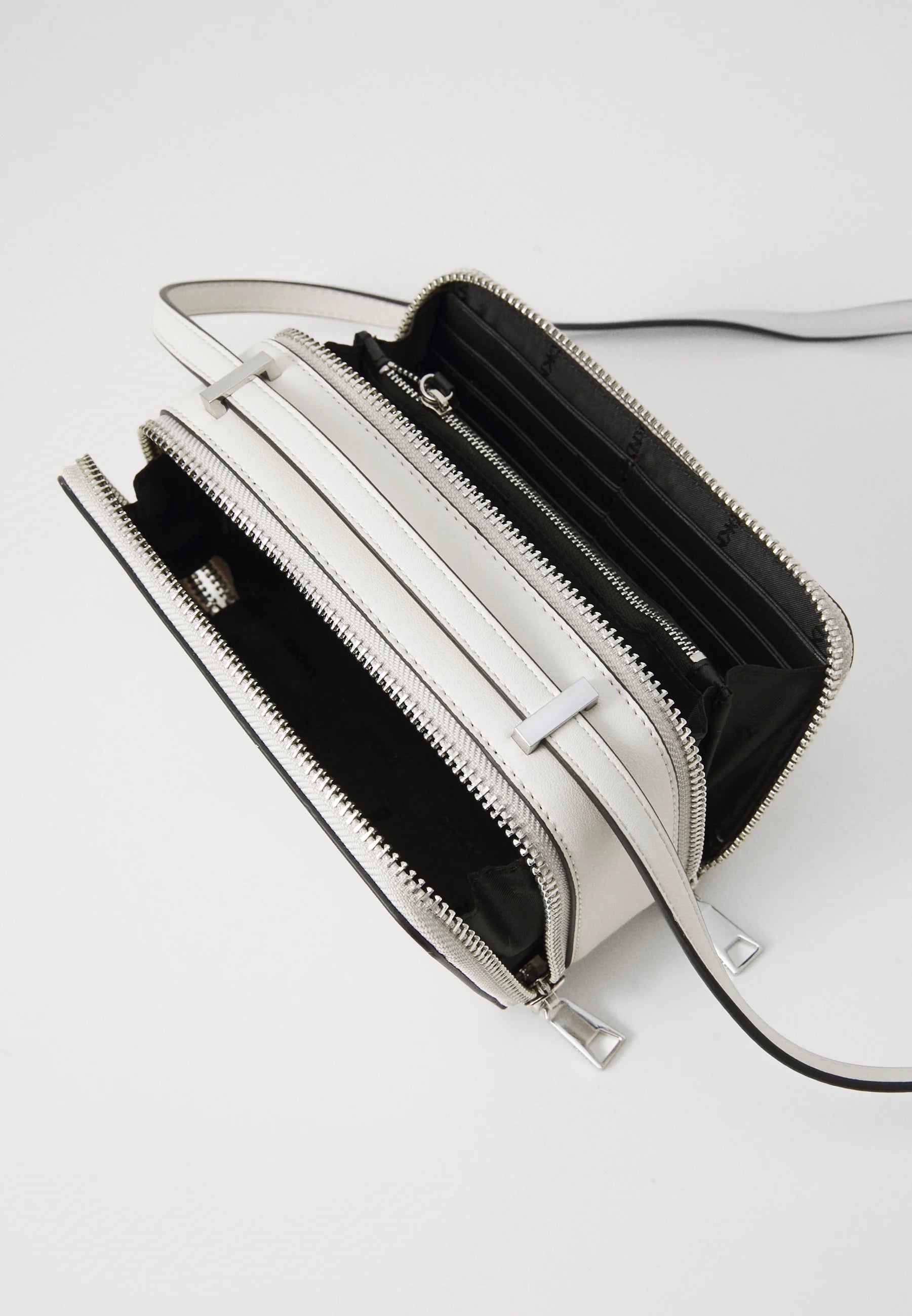 DKNY Carter Mini Logo Camera Bag